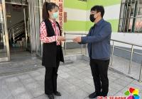 延邊教育出版社走進建工街道延盛社區(qū)慰問轄區(qū)困難兒童